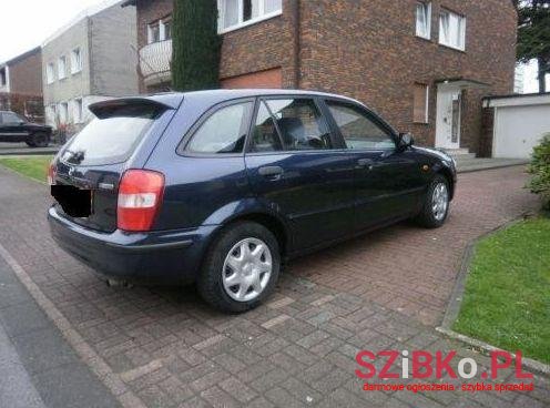 1999' Mazda 323 photo #2