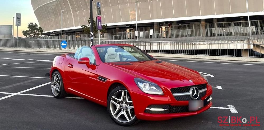 2013' Mercedes-Benz SLK photo #1