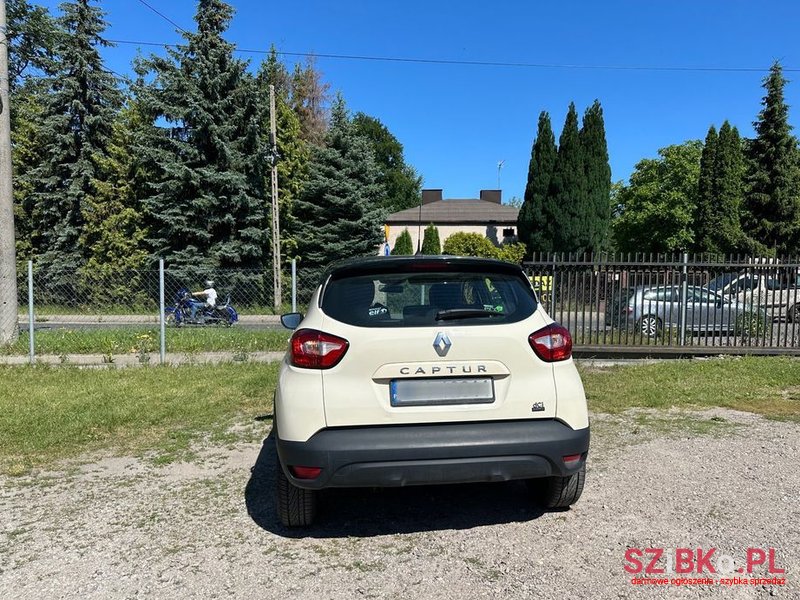 2014' Renault Captur photo #3