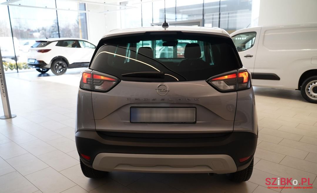 2023' Opel Crossland photo #3