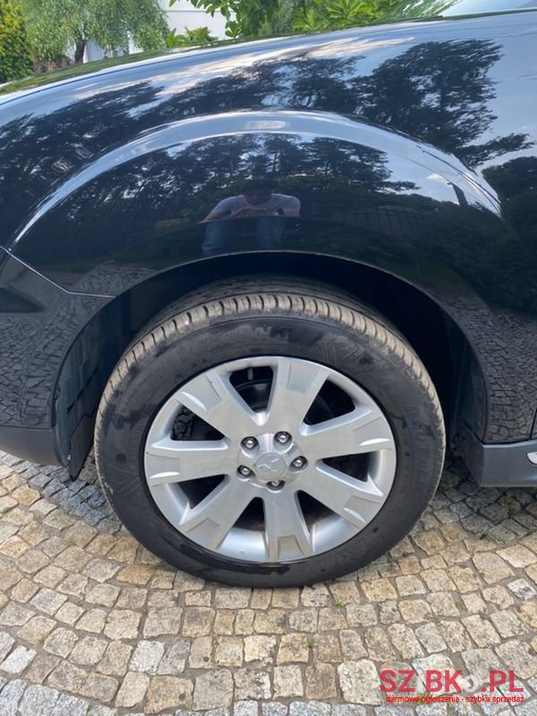 2010' Mitsubishi Outlander photo #3