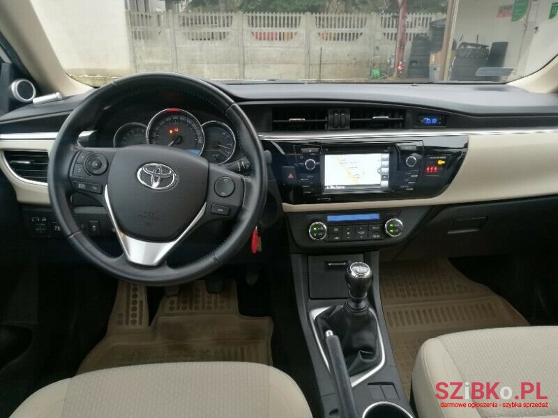 2014' Toyota Corolla photo #4