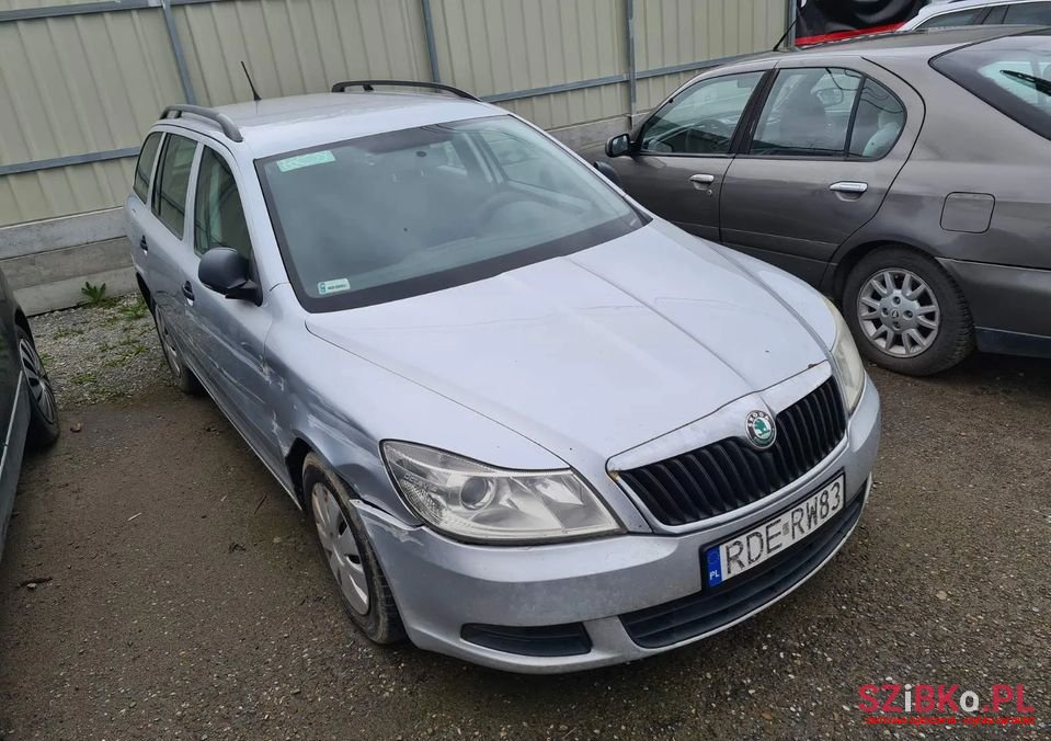 2013' Skoda Octavia photo #3
