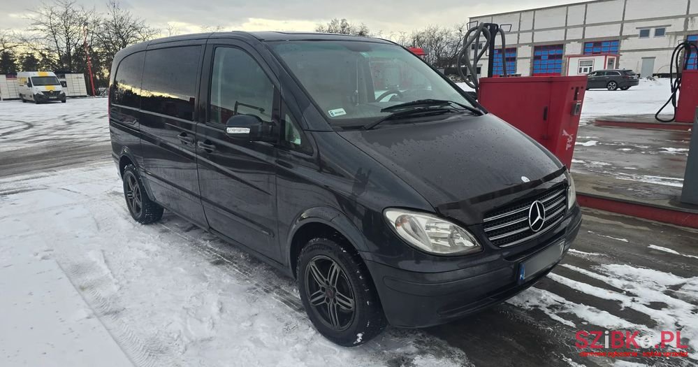 2004' Mercedes-Benz Viano photo #6