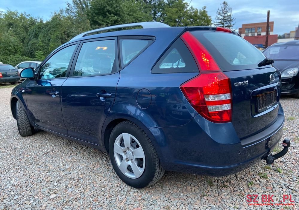 2007' Kia Ceed photo #2