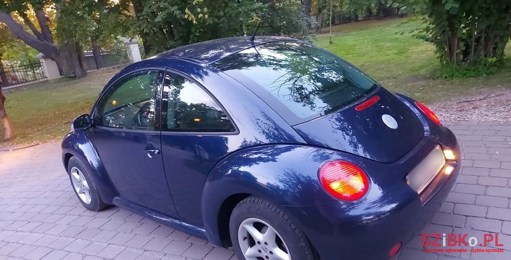 2003' Volkswagen New Beetle 1.4 photo #6