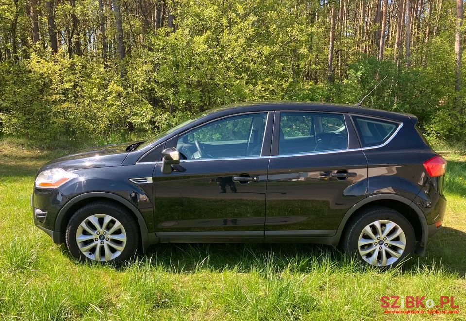 2011' Ford Kuga photo #3