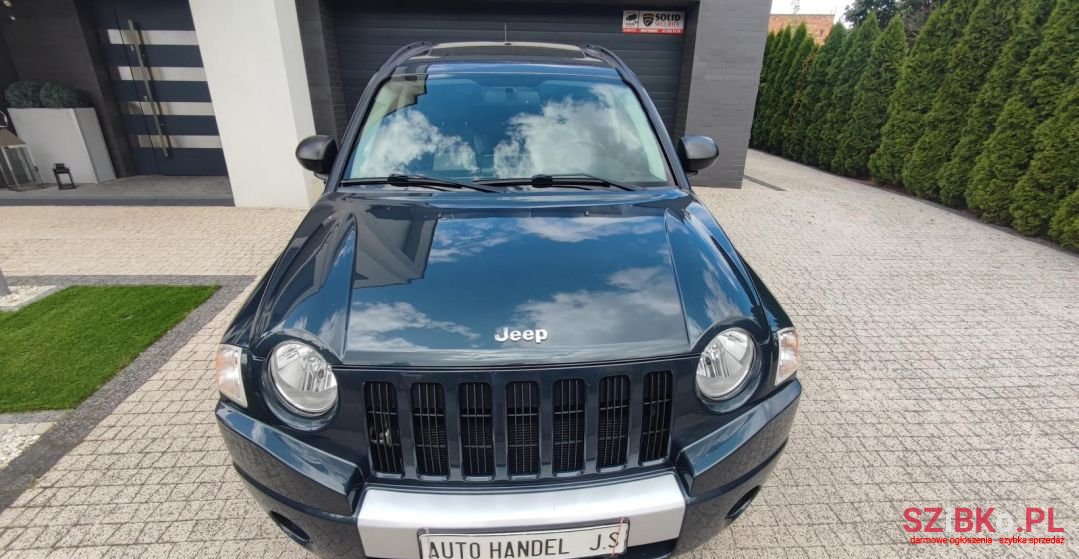 2008' Jeep Compass photo #4