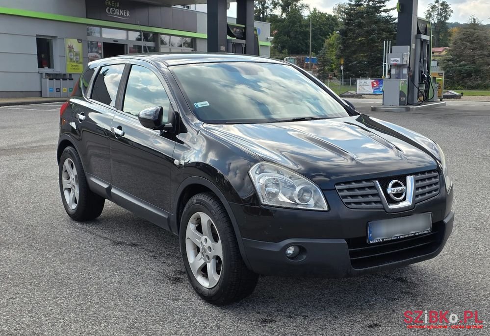 2010' Nissan Qashqai 2.0 4X4 Tekna Cvt photo #3