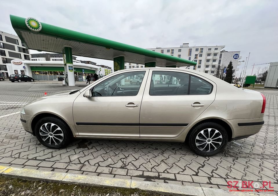 2005' Skoda Octavia photo #3