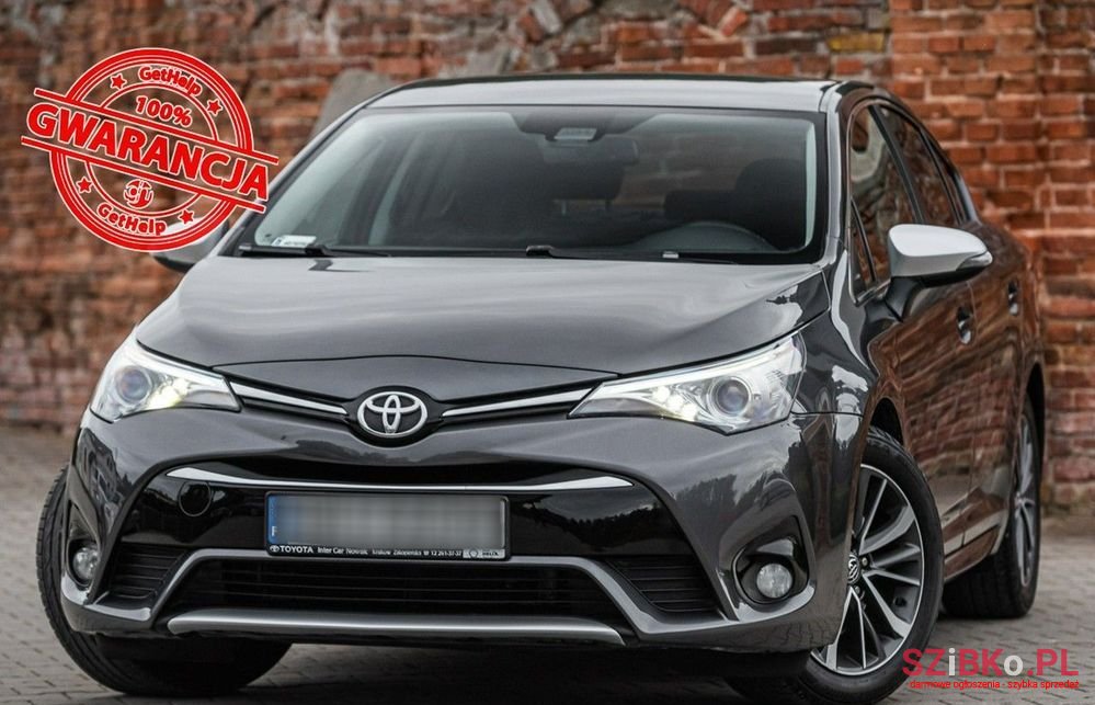 2015' Toyota Avensis photo #1