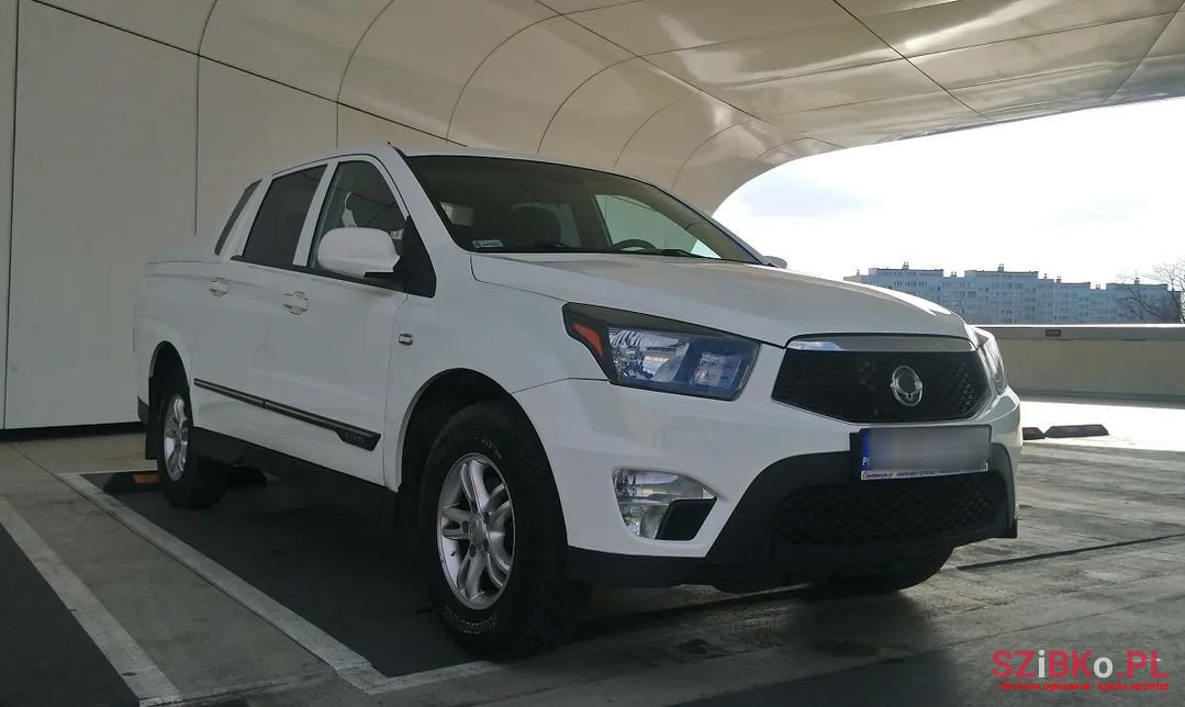 2012' SsangYong Actyon photo #1