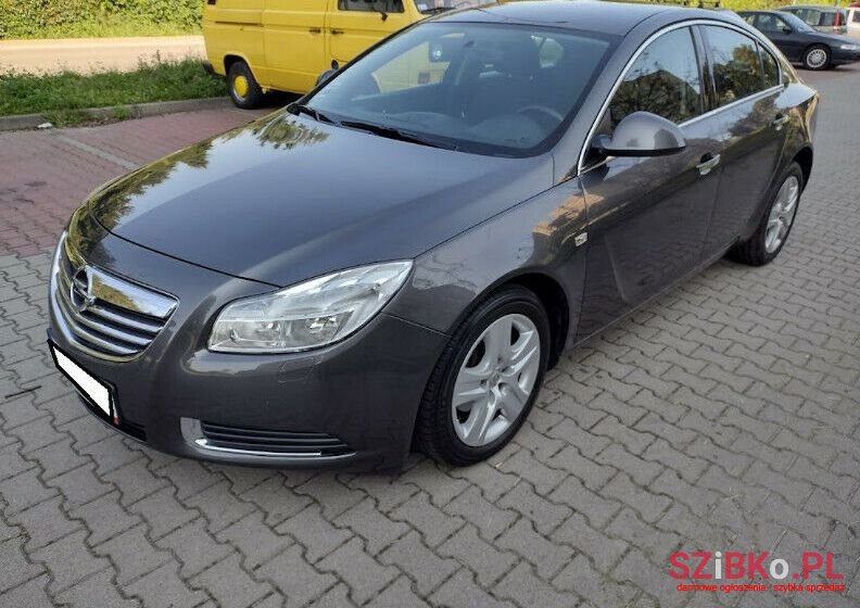 2009' Opel Insignia photo #1