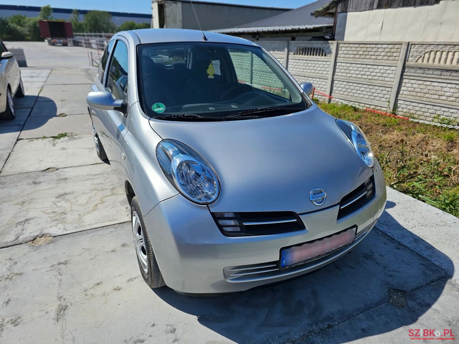 2004' Nissan Micra photo #2