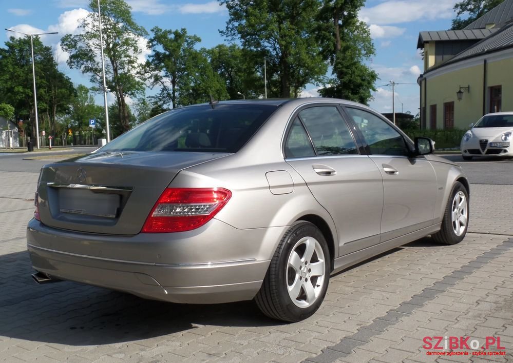 2007' Mercedes-Benz C-Class 220 Cdi Elegance photo #2