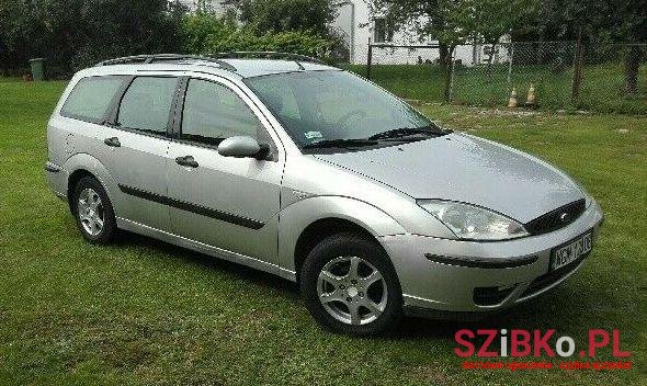 2002' Ford Focus photo #1