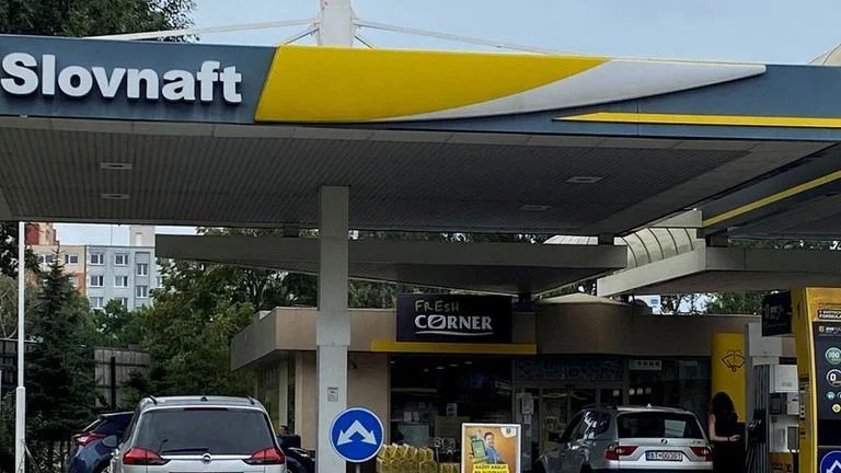 Slovak government has begun regulating the fuel market