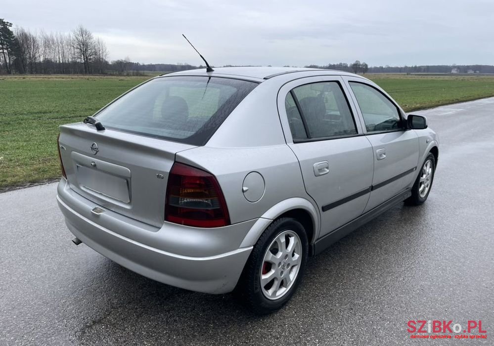 2003' Opel Astra Ii 1.6 Gl / Start photo #3