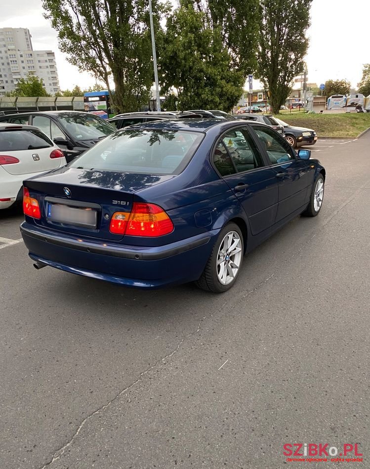 2004' BMW 3 Series 316I photo #3