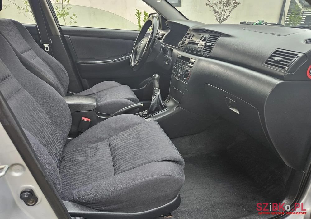 2002' Toyota Corolla 1.4 Vvt-I Terra photo #4