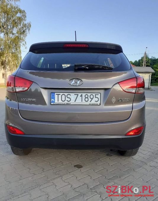 2012' Hyundai ix35 photo #4