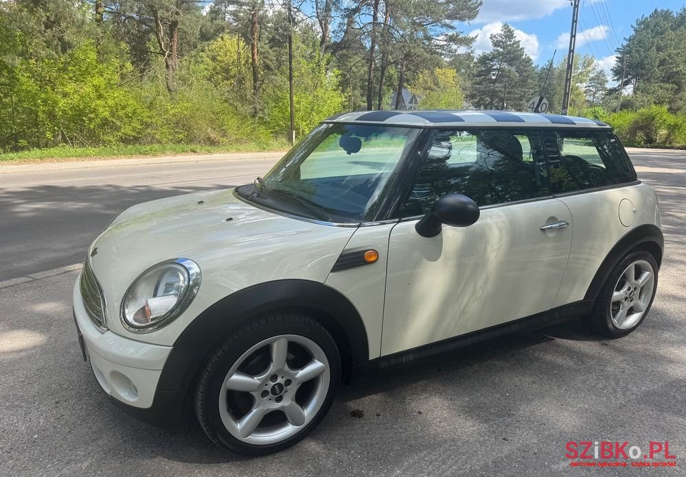 2009' MINI One Standard photo #1