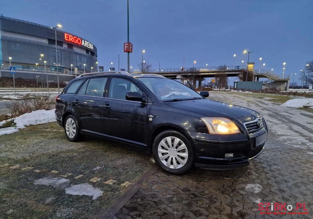 2006' Toyota Avensis 2.2 D-4D Sol photo #3