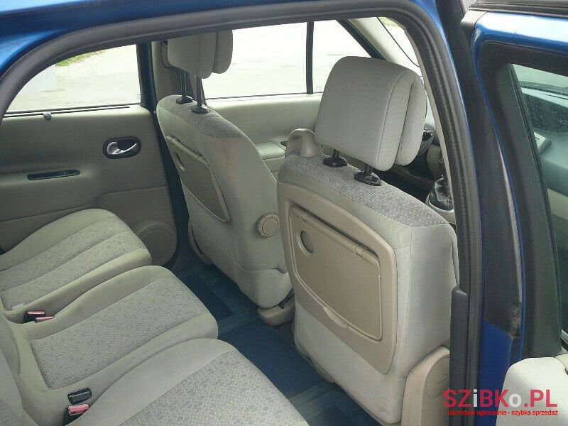 2006' Renault Scenic photo #4