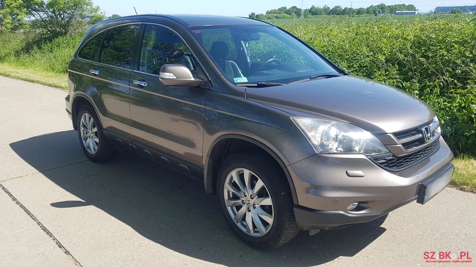 2010' Honda CR-V photo #2