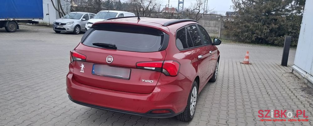 2017' Fiat Tipo photo #4