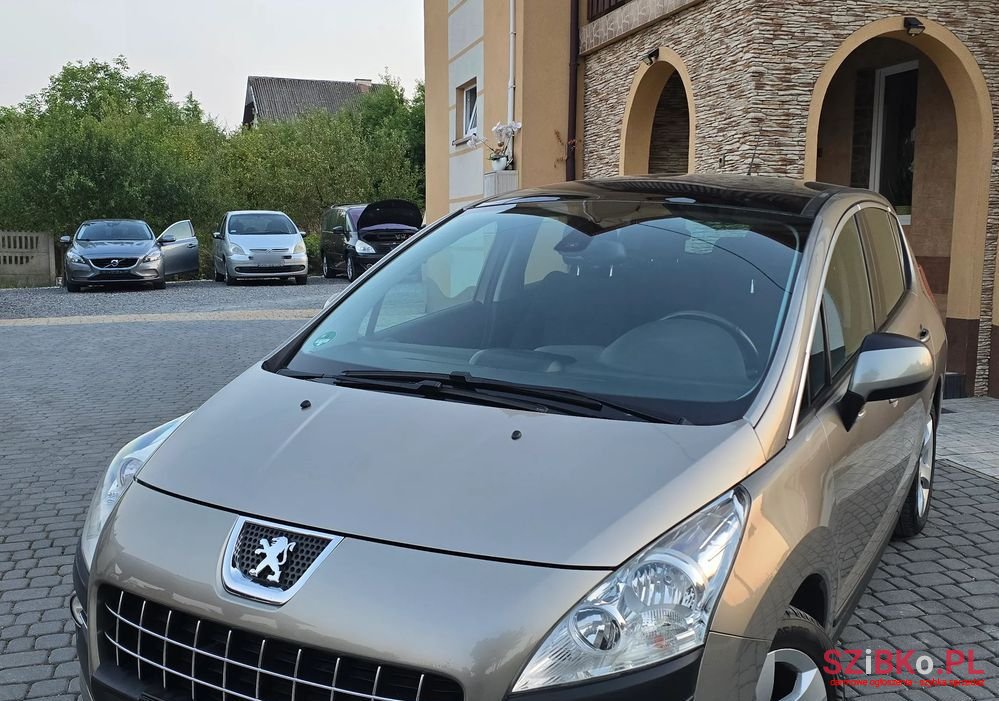 2011' Peugeot 3008 1.6 Active photo #5