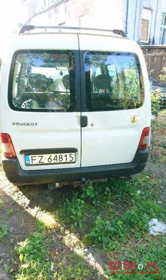 2007' Peugeot Partner photo #2