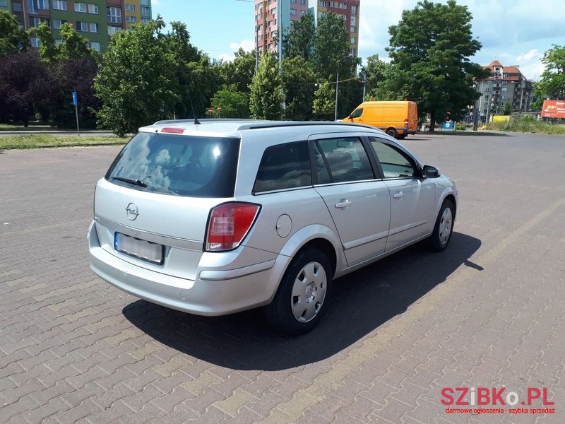 2006' Opel Astra photo #3