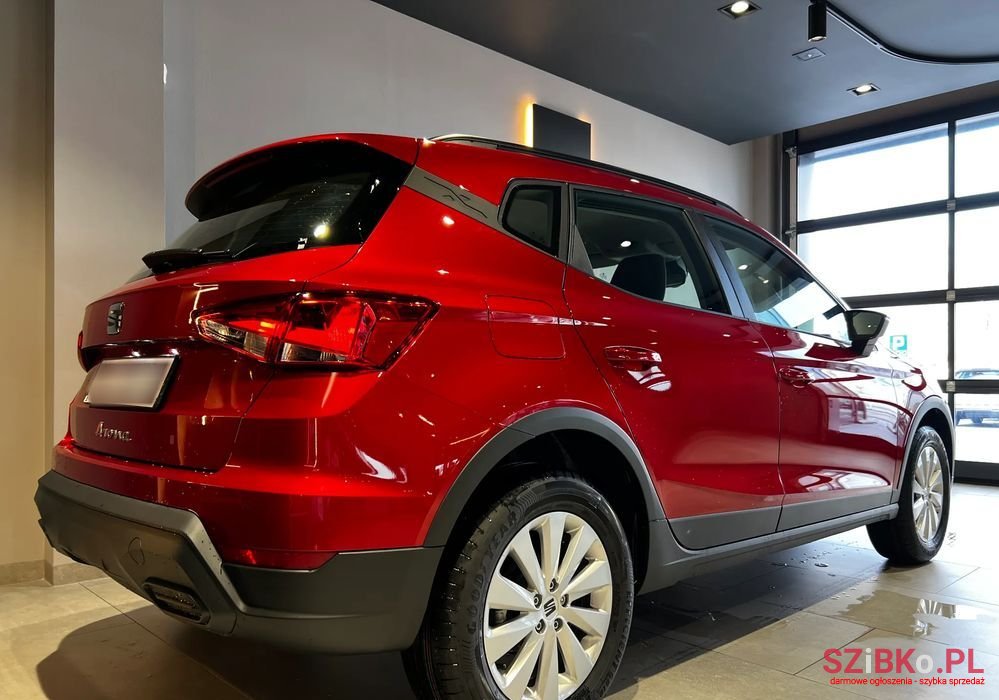 2023' SEAT Arona photo #4