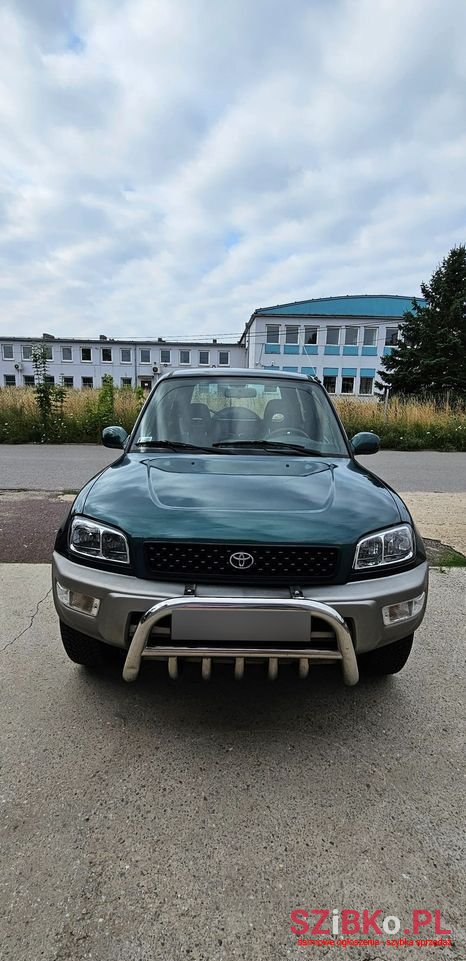 2000' Toyota RAV4 2.0 photo #2