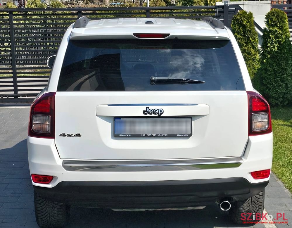 2017' Jeep Compass photo #5