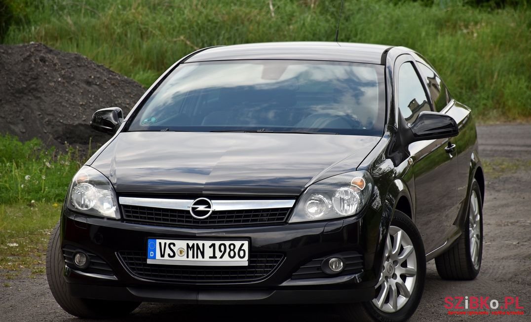 2009' Opel Astra photo #2