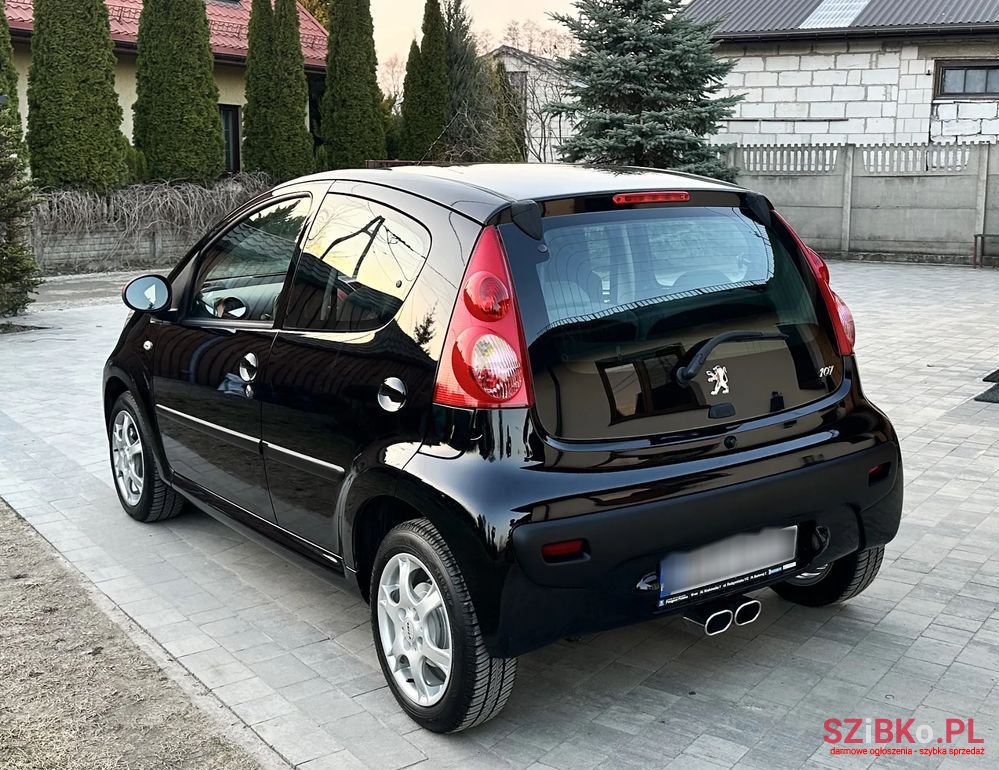 2008' Peugeot 107 photo #4