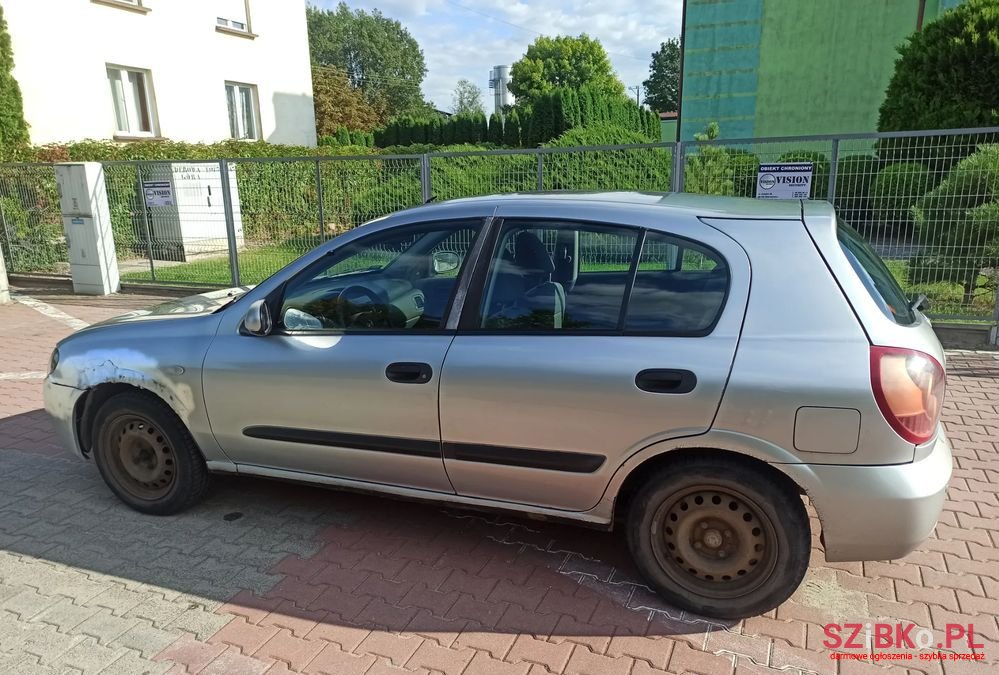 2006' Nissan Almera photo #4