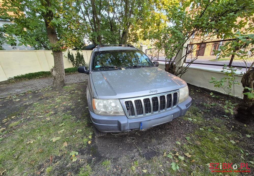 2001' Jeep Grand Cherokee 4.0 Laredo photo #3