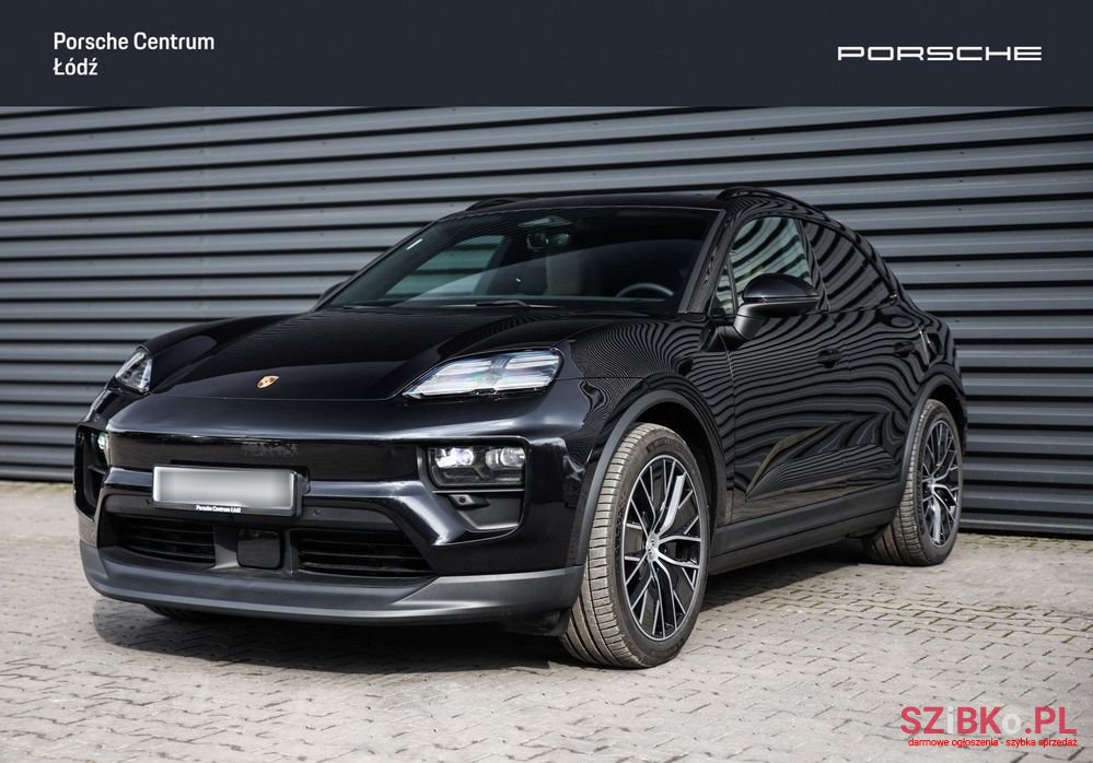 2024' Porsche Macan photo #1