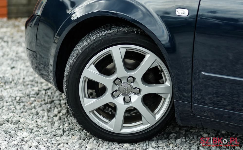 2004' Audi A4 Avant 1.6 photo #4