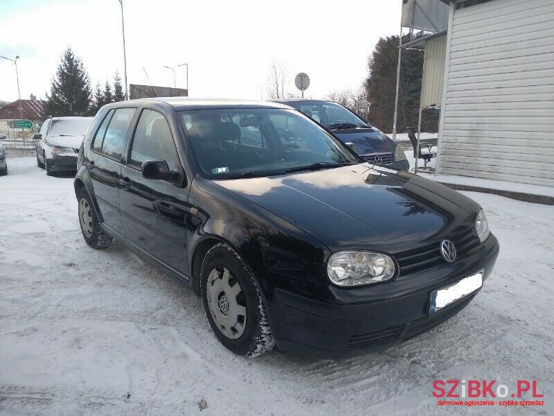 1998' Volkswagen Golf photo #1