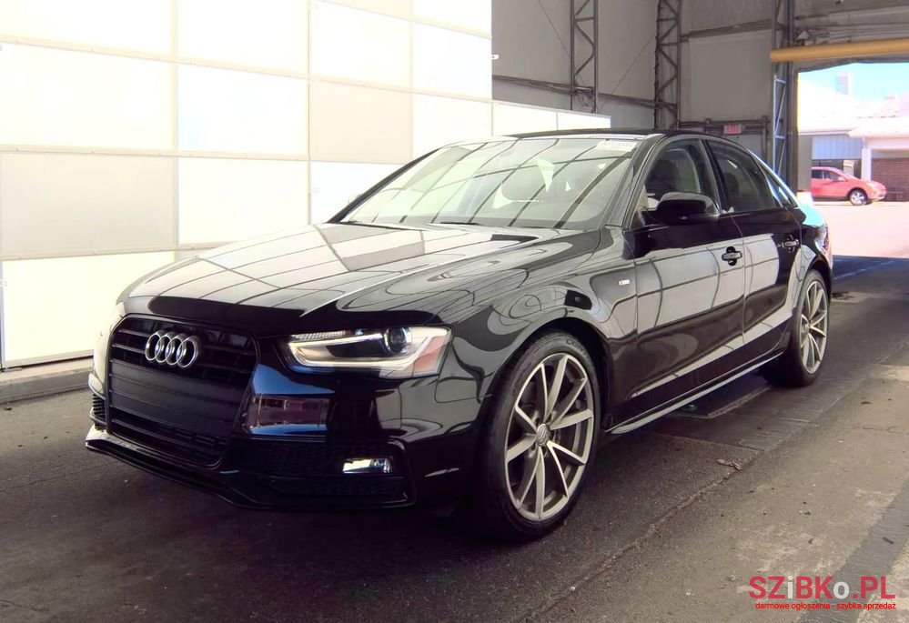 2016' Audi A4 Limousine photo #2