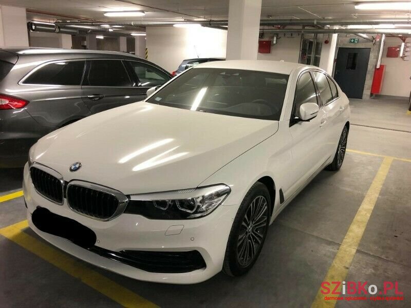 2020' BMW Seria 5 photo #1