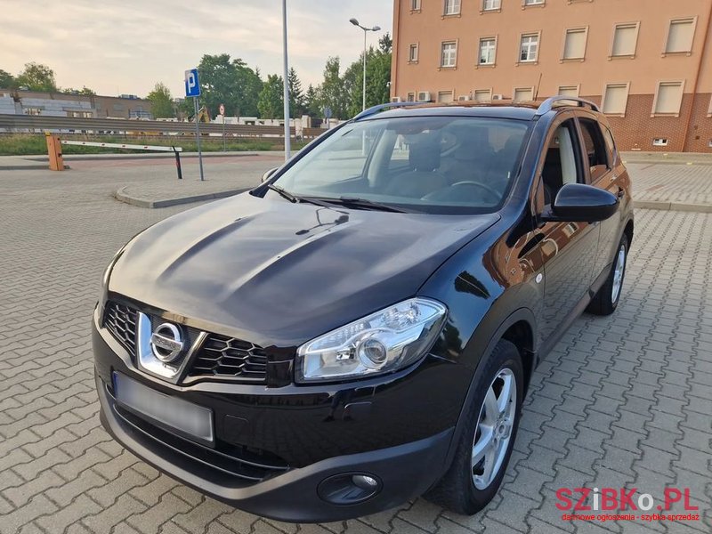 2012' Nissan Qashqai 1.6 Dci Tekna photo #2