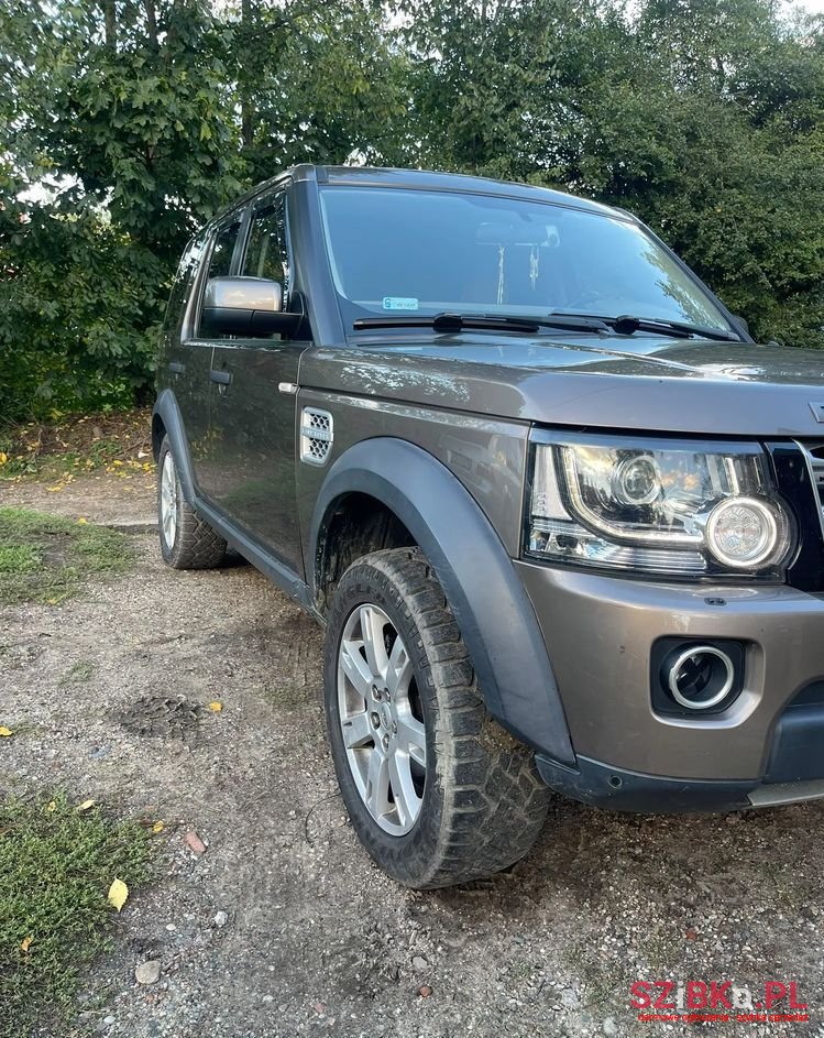 2011' Land Rover Discovery Td V6 S photo #3
