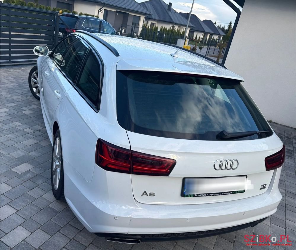 2015' Audi A6 Avant photo #5