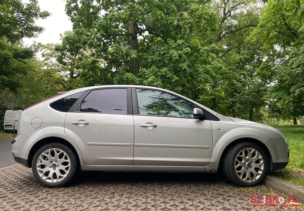 2007' Ford Focus photo #4