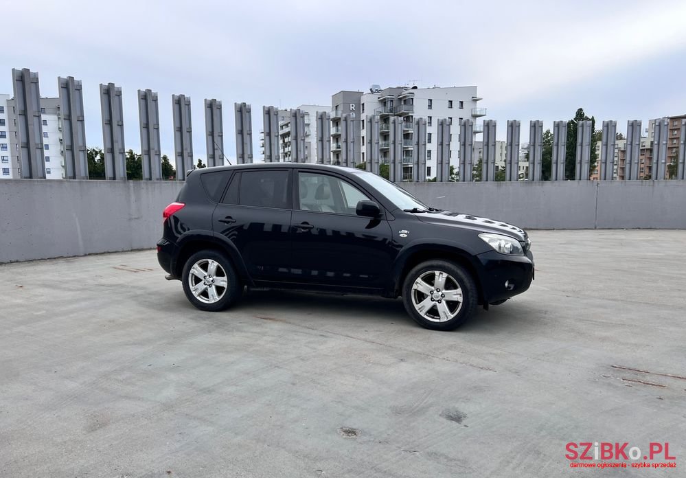 2006' Toyota RAV4 2.2 D-4D X photo #4